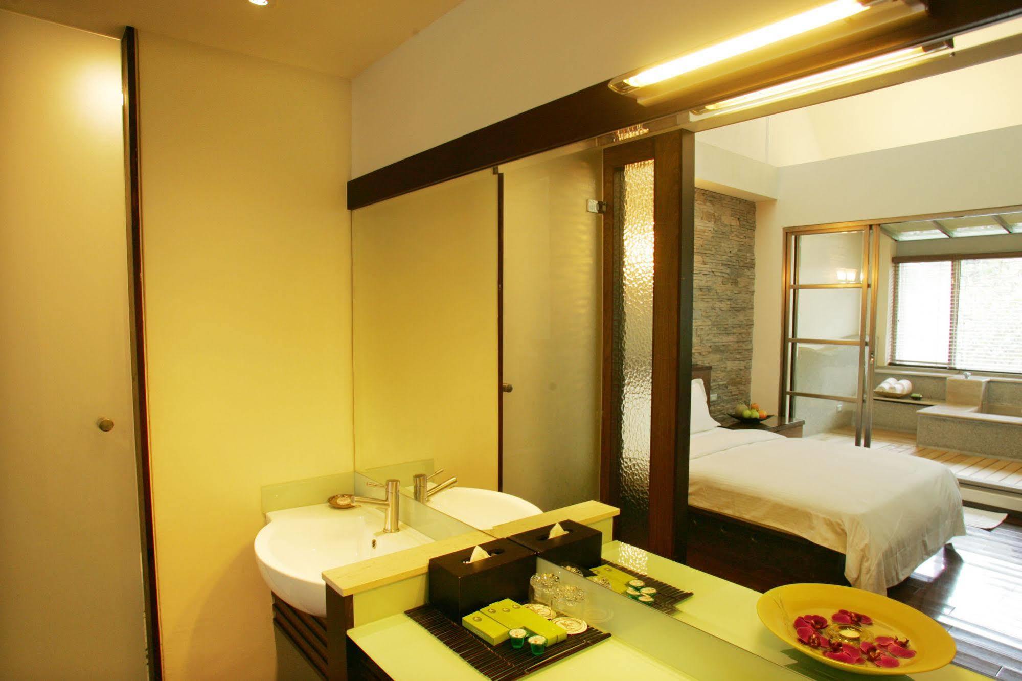 Spring Spa Hotel Wulai Eksteriør bilde